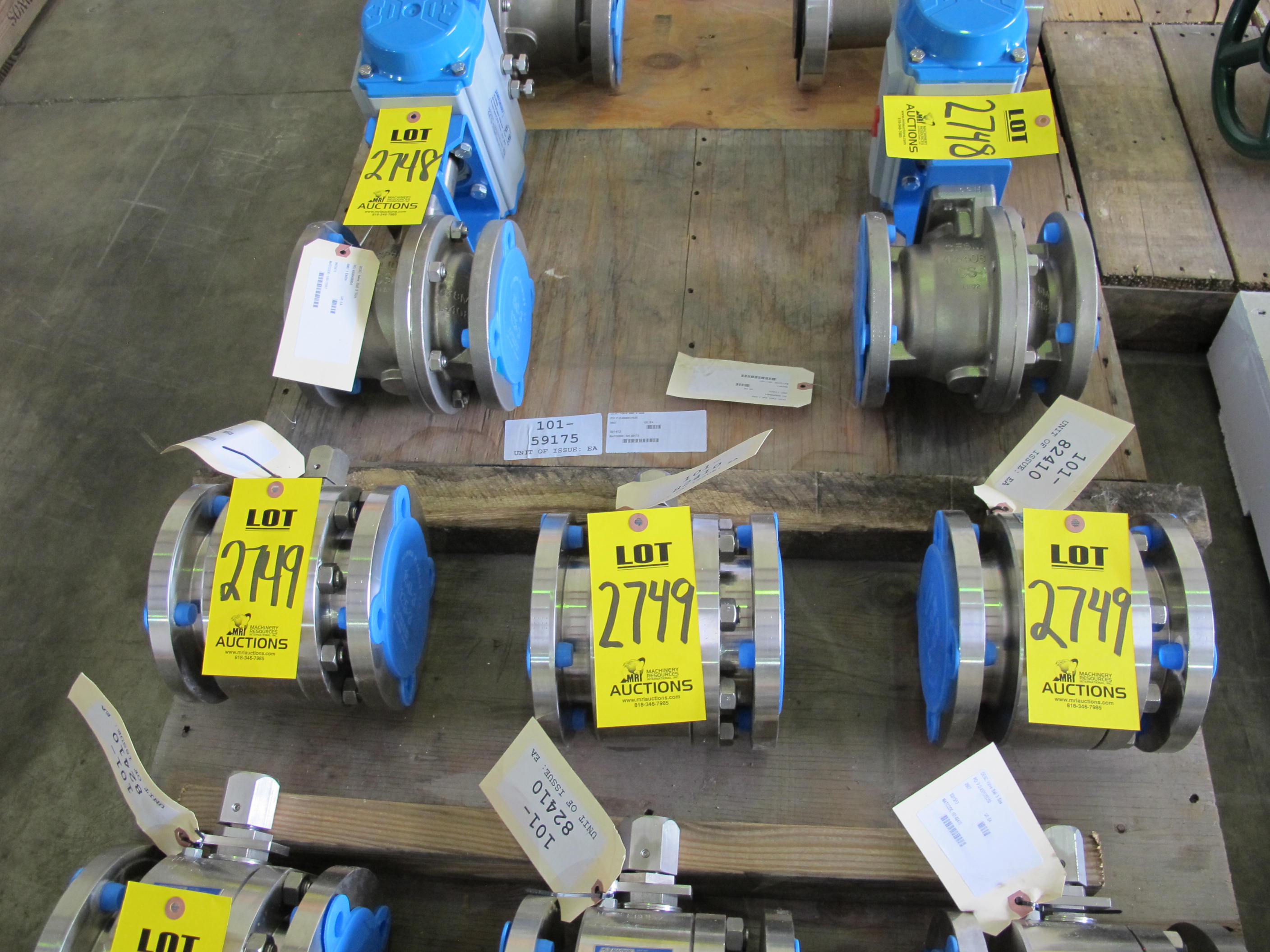 LOT (3) VALVES, BALL, 3" PIPE SIZE, 150 LB. RAISED FACE FLANGES, 2 PIECE DESIGN, 316 SS, PTFE SEATS AND SEALS, WITH TRAVEL STOPS, SPECIAL, 7.280" FACE TO FACE DIMENSION, NO HANDLE, 1-1/2" HEX STEM NUT. CUSTOM P/N MV30-362 MANUFACTURED BY RICHARDS INDUSTRIES (MFR DWG# MV30-362, OR SCE DWG# 1814-AH846-D0001). PART # MV30-362 (W-51) LOADING & HANDLING FEE $15-